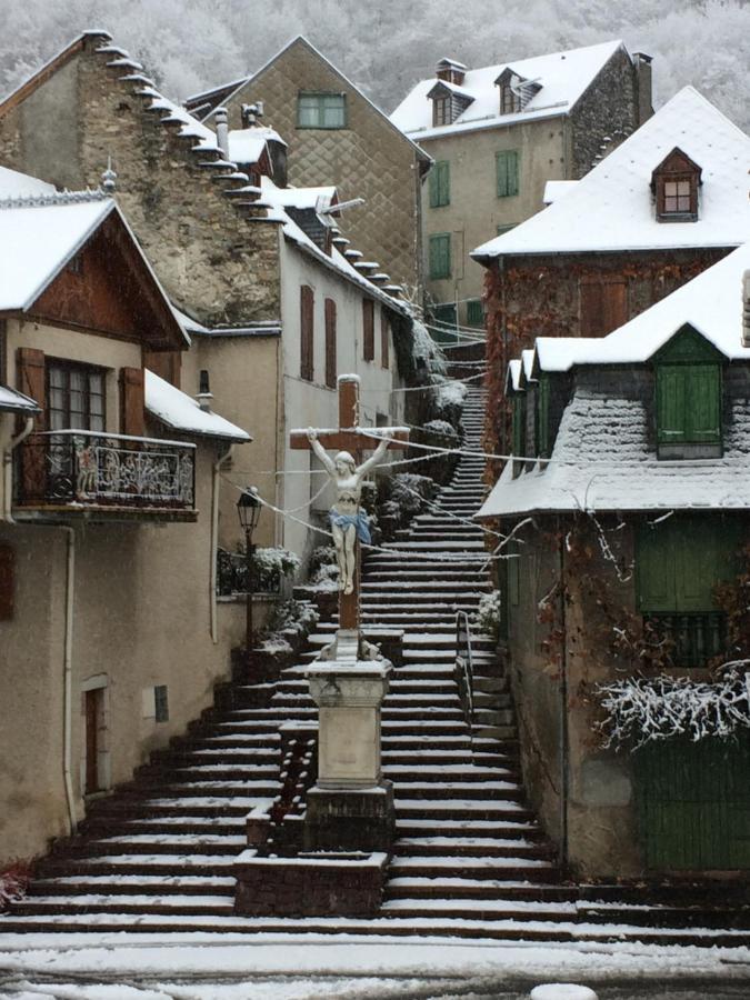 Bed and Breakfast Les Deux Rives Cierp Exterior foto